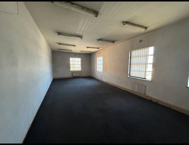 789M² WAREHOUSE TO LET IN WYNBERG